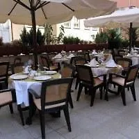 Ξενοδοχείο Doga 4*